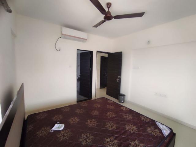 Rental | 2 BHK + Store Room 1150 Sq.Ft. Apartment in Vedant Kingston Atlantis