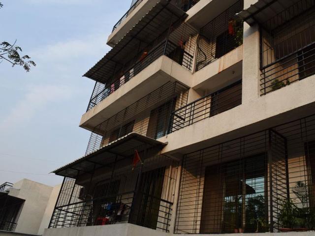 Rental | 2 BHK + Store Room 1200 Sq.Ft. Apartment in Shree Krishna Paradise