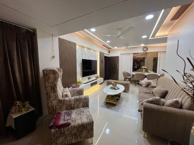 Rental | 2 BHK + Store Room 1240 Sq.Ft. Apartment in Chaurang CHS