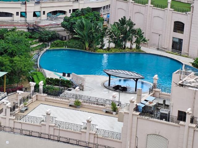 Rental | 2 BHK + Store Room 1240 Sq.Ft. Apartment in K Raheja Vistas Premiere