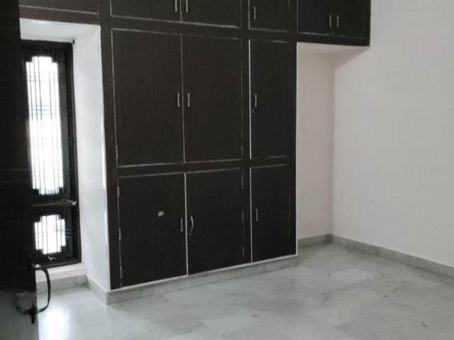 Rental | 2 BHK + Store Room 1300 Sq.Ft. Villa in Sun Apartments Vikas Nagar