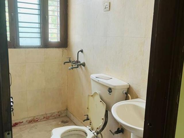 Rental | 2 BHK + Store Room 1611 Sq.Ft. Independent House in Sector 7