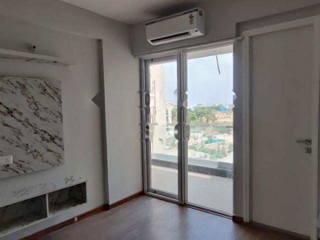 Rental | 2 BHK + Store Room 2320 Sq.Ft. Apartment in Signature Global City