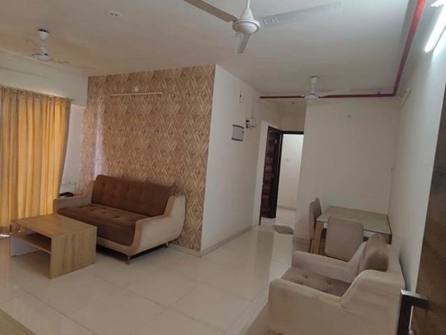 Rental | 2 BHK + Pooja Room 600 Sq.Ft. Apartment in Metropolis Rivera