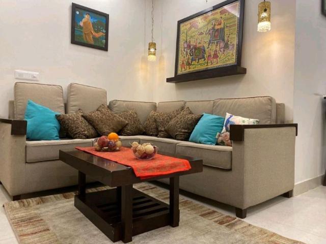 Rental | 2 BHK + Pooja Room 614 Sq.Ft. Apartment in Signature The Serenas