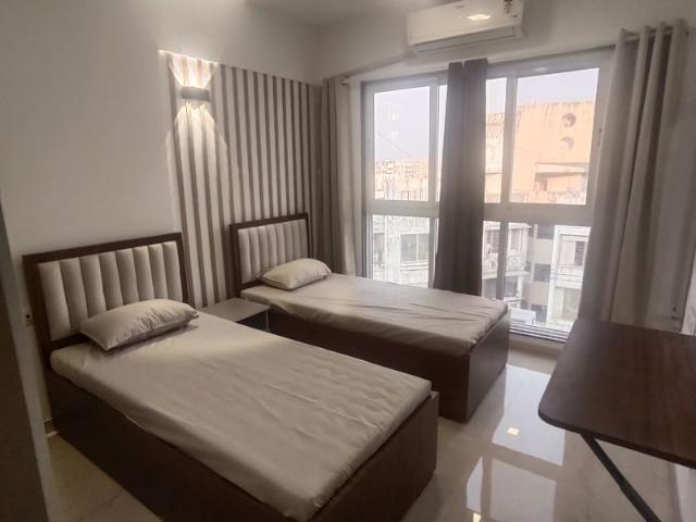 Rental | 2 BHK + Pooja Room 665 Sq.Ft. Apartment in Platinum Life