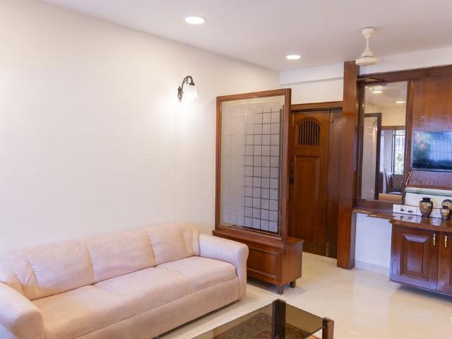 Rental | 2 BHK + Pooja Room 700 Sq.Ft. Apartment in Bandra West