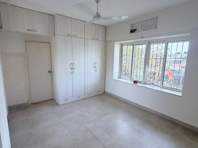 Rental | 2 BHK + Pooja Room 700 Sq.Ft. Apartment in Khar West