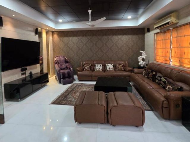 Rental | 2 BHK + Pooja Room 780 Sq.Ft. Apartment in Arihant CHS Khar West