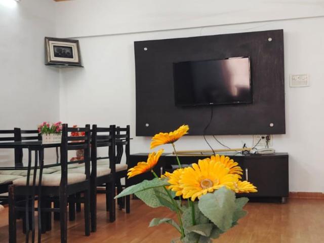 Rental | 2 BHK + Pooja Room 780 Sq.Ft. Apartment in Vaibhav CHS Andheri West