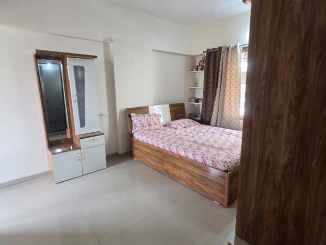 Rental | 2 BHK + Pooja Room 800 Sq.Ft. Apartment in Shroff Vantaara