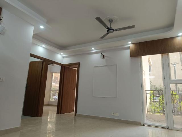 Rental | 2 BHK + Pooja Room 800 Sq.Ft. Apartment in Signature Global Prime
