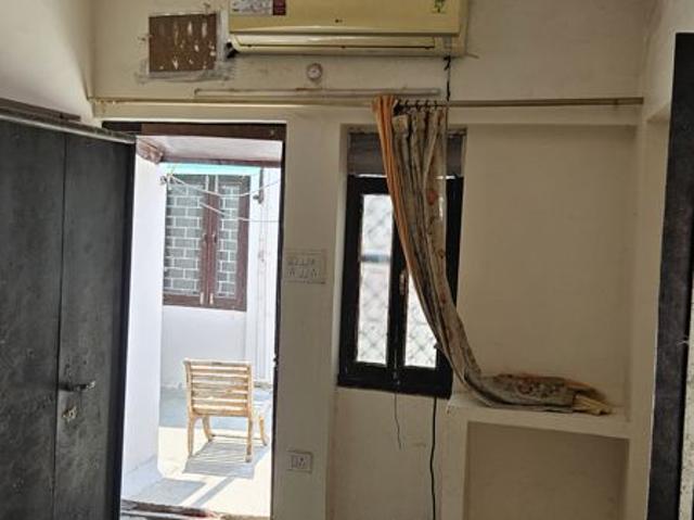 Rental | 2 BHK + Pooja Room 800 Sq.Ft. Villa in Aiman House