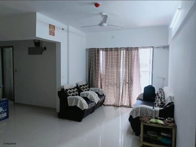Rental | 2 BHK + Pooja Room 827 Sq.Ft. Apartment in Shree Venkatesh Graffiti Glover