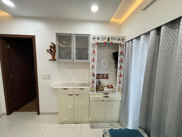 Rental | 2 BHK + Pooja Room 850 Sq.Ft. Apartment in Divine Kharidi