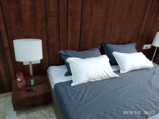 Rental | 2 BHK + Pooja Room 900 Sq.Ft. Apartment in Kalpataru Paramount