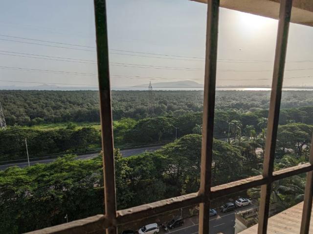 Rental | 2 BHK + Pooja Room 950 Sq.Ft. Apartment in Tharwani Heights