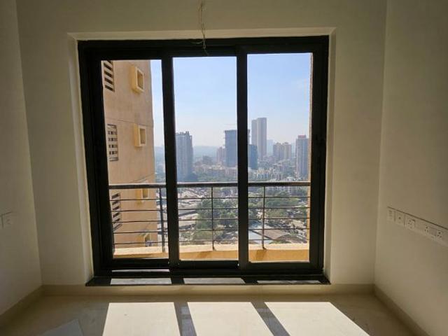 Rental | 2 BHK + Pooja Room 976 Sq.Ft. Apartment in K Raheja Heights