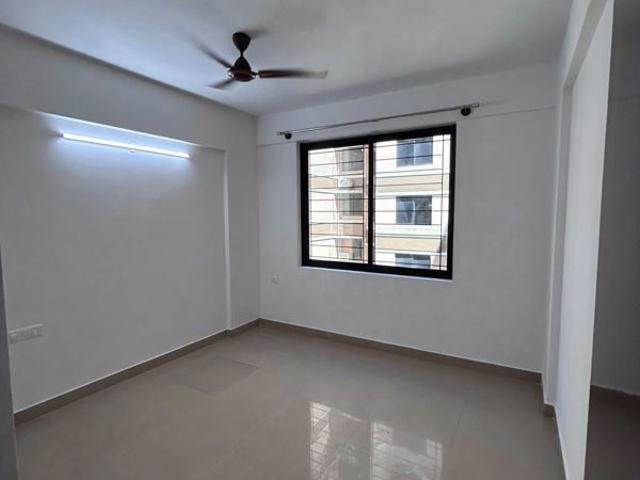 Rental | 2 BHK + Pooja Room 1000 Sq.Ft. Apartment in Prestige Finsbury Park Regent
