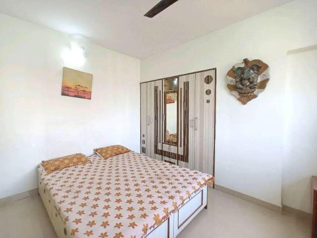 Rental | 2 BHK + Pooja Room 1000 Sq.Ft. Apartment in Runwal Estate