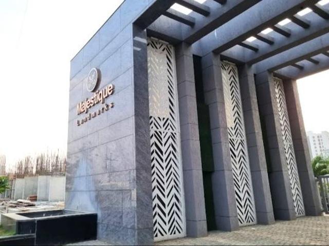 Rental | 2 BHK + Pooja Room 1095 Sq.Ft. Apartment in Majestique Towers East Phase 1
