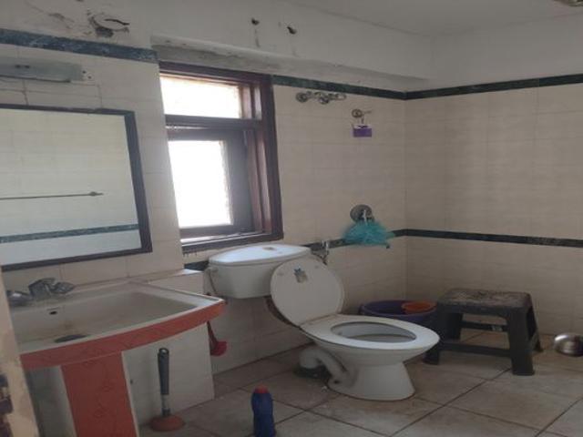 Rental | 2 BHK + Pooja Room 1170 Sq.Ft. Apartment in RPS Green Valley Plaza