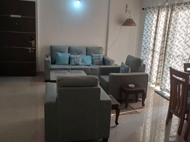 Rental | 2 BHK + Pooja Room 1200 Sq.Ft. Apartment in Venkatesh Flora Phase II