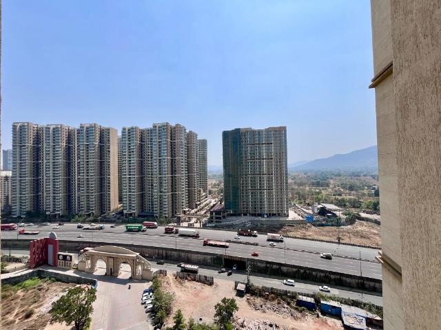 Rental | 2 BHK + Pooja Room 1200 Sq.Ft. Apartment in Paradise Sai World City Phase 2