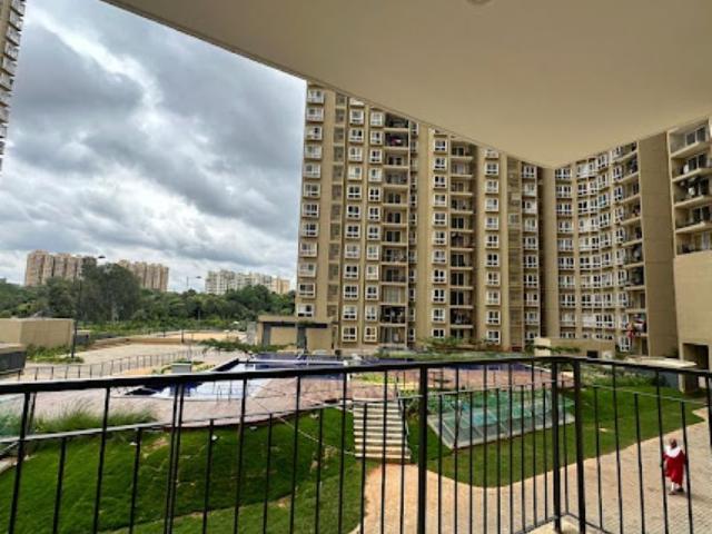 Rental | 2 BHK + Pooja Room 1200 Sq.Ft. Apartment in Prestige Royale Gardens