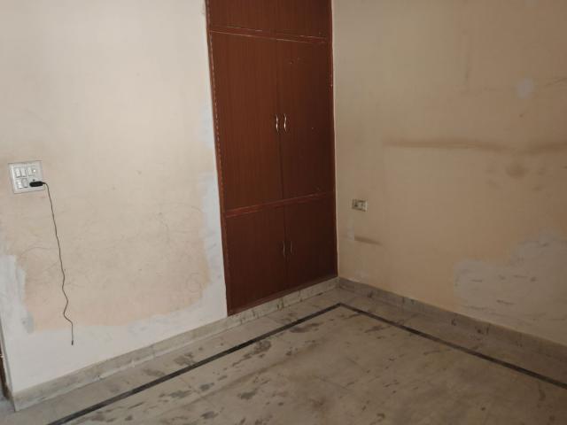 Rental | 2 BHK + Pooja Room 160 Sq.Yd. Independent House in Sector 46
