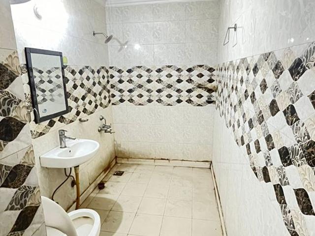 Rental | 2 BHK + Pooja Room 263 Sq.Yd. Apartment in Ansal Plaza Sector 23