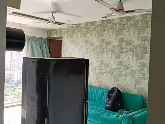 Rental | 2 BHK + Pooja Room,Extra Room 860 Sq.Ft. Apartment in Bredco Viceroy Court