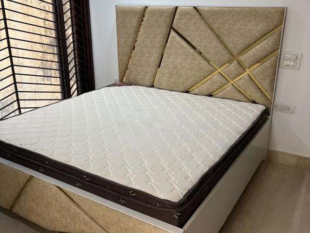 Rental | 2 BHK + Pooja Room,Servant Room 1600 Sq.Ft. Apartment in Defence Colony