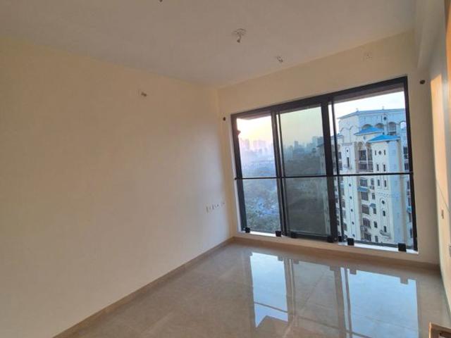 Rental | 2 BHK + Pooja Room,Servant Room 666 Sq.Ft. Apartment in Dosti Eastern Bay Phase 2