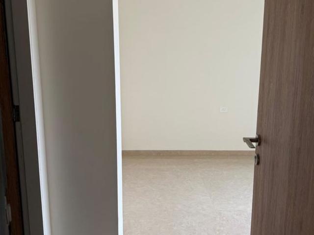 Rental | 2 BHK + Pooja Room,Servant Room 673 Sq.Ft. Apartment in Dosti Eastern Bay Phase 1