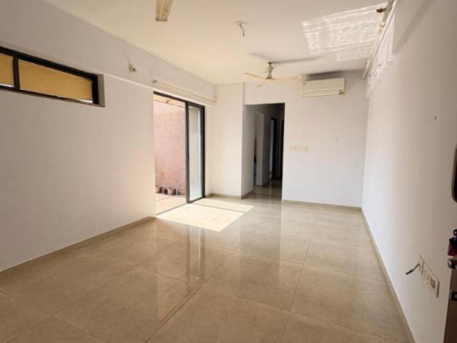 Rental | 2 BHK + Pooja Room,Servant Room 738 Sq.Ft. Apartment in Lodha Palava City Lakeshore Greens