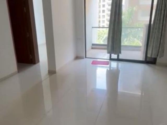 Rental | 2 BHK + Pooja Room,Servant Room 850 Sq.Ft. Apartment in Majestique Signature Towers