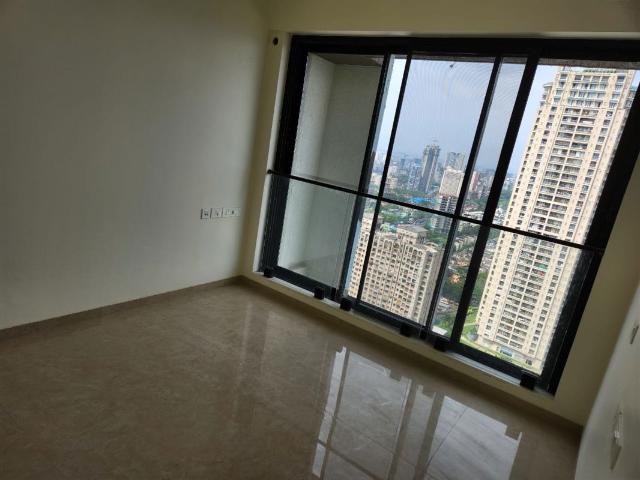 Rental | 2 BHK + Pooja Room,Servant Room,Extra Room 672 Sq.Ft. Apartment in Dosti Eastern Bay Phase 1