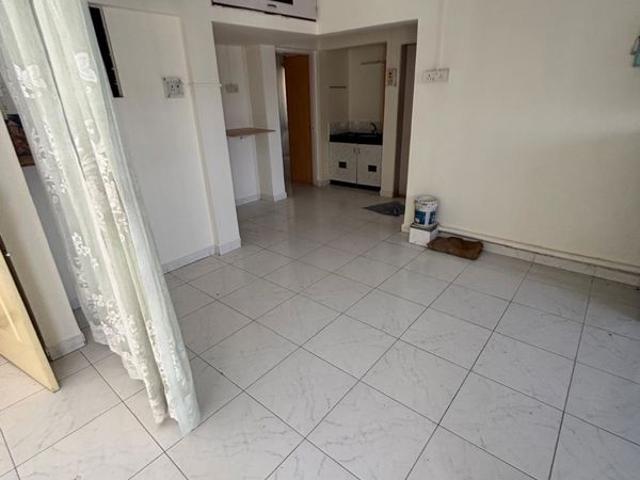 Rental | 2 BHK + Pooja Room,Servant Room,Study Room,Extra Room,Basement,Store Room 1000 Sq.Ft. Apartment in Bhusari Colony
