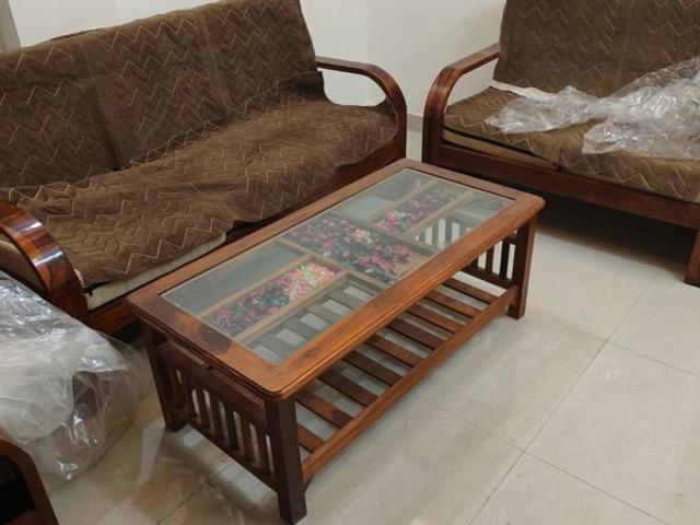 Rental | 2 BHK + Pooja Room,Servant Room,Study Room,Extra Room,Basement,Store Room 2760 Sq.Ft. Independent House in Sector 22