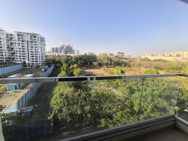 Rental | 2 BHK + Pooja Room,Servant Room,Study Room,Extra Room,Basement,Store Room 710 Sq.Ft. Apartment in Kohinoor Shangrila