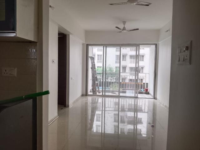 Rental | 2 BHK + Pooja Room,Servant Room,Study Room,Extra Room,Basement,Store Room 750 Sq.Ft. Apartment in Saheel Itrend Life 3