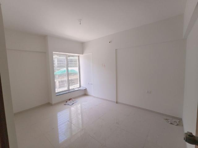 Rental | 2 BHK + Pooja Room,Servant Room,Study Room,Extra Room,Basement,Store Room 800 Sq.Ft. Apartment in Kohinoor Sapphire 2