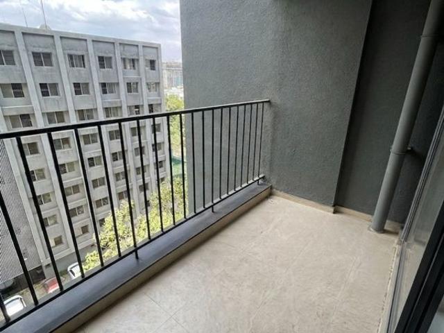 Rental | 2 BHK + Pooja Room,Servant Room,Study Room,Extra Room,Basement,Store Room 850 Sq.Ft. Apartment in Majestique Signature Towers