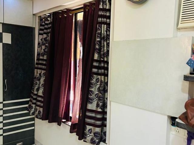 Rental | 2 BHK + Pooja Room,Servant Room,Study Room,Extra Room,Basement,Store Room 890 Sq.Ft. Apartment in Sheth Vasant Sagar Complex