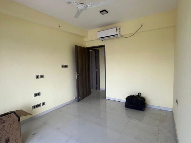 Rental | 2 BHK + Pooja Room,Servant Room,Study Room,Extra Room 1050 Sq.Ft. Apartment in Bramhacorp The Collection
