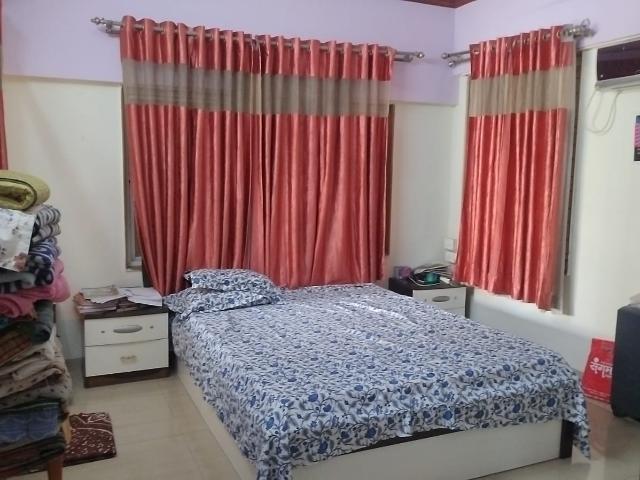 Rental | 2 BHK + Pooja Room,Servant Room,Study Room,Extra Room 1150 Sq.Ft. Apartment in Yash Sankul