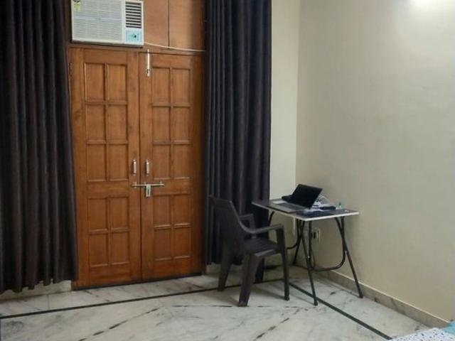 Rental | 2 BHK + Pooja Room,Servant Room,Study Room,Extra Room 1210 Sq.Ft. Independent House in Sector 23