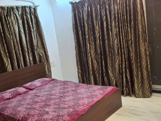 Rental | 2 BHK + Pooja Room,Servant Room,Study Room,Extra Room 750 Sq.Ft. Apartment in Royal Palm Island