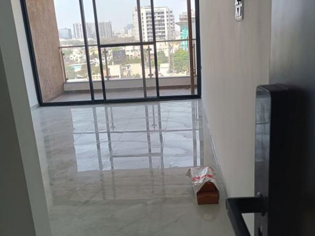 Rental | 2 BHK + Pooja Room,Servant Room,Study Room,Extra Room 950 Sq.Ft. Apartment in Unique Youtopia